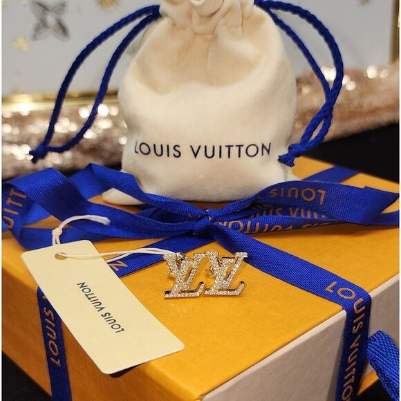 NWT Louis Vuitton Iconic Crystal Initiales Earrings Gold Authentic - GI… - Picture 11 of 16